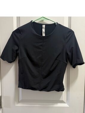 lululemon athletica Black Tight-fit Lined T-Shirt